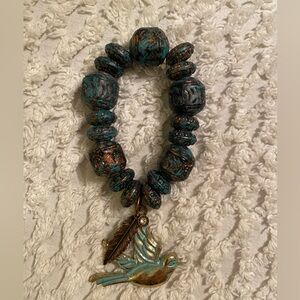 SANDRA LING Artisan Turquoise and Gold Bracelet w/ Bird Charm